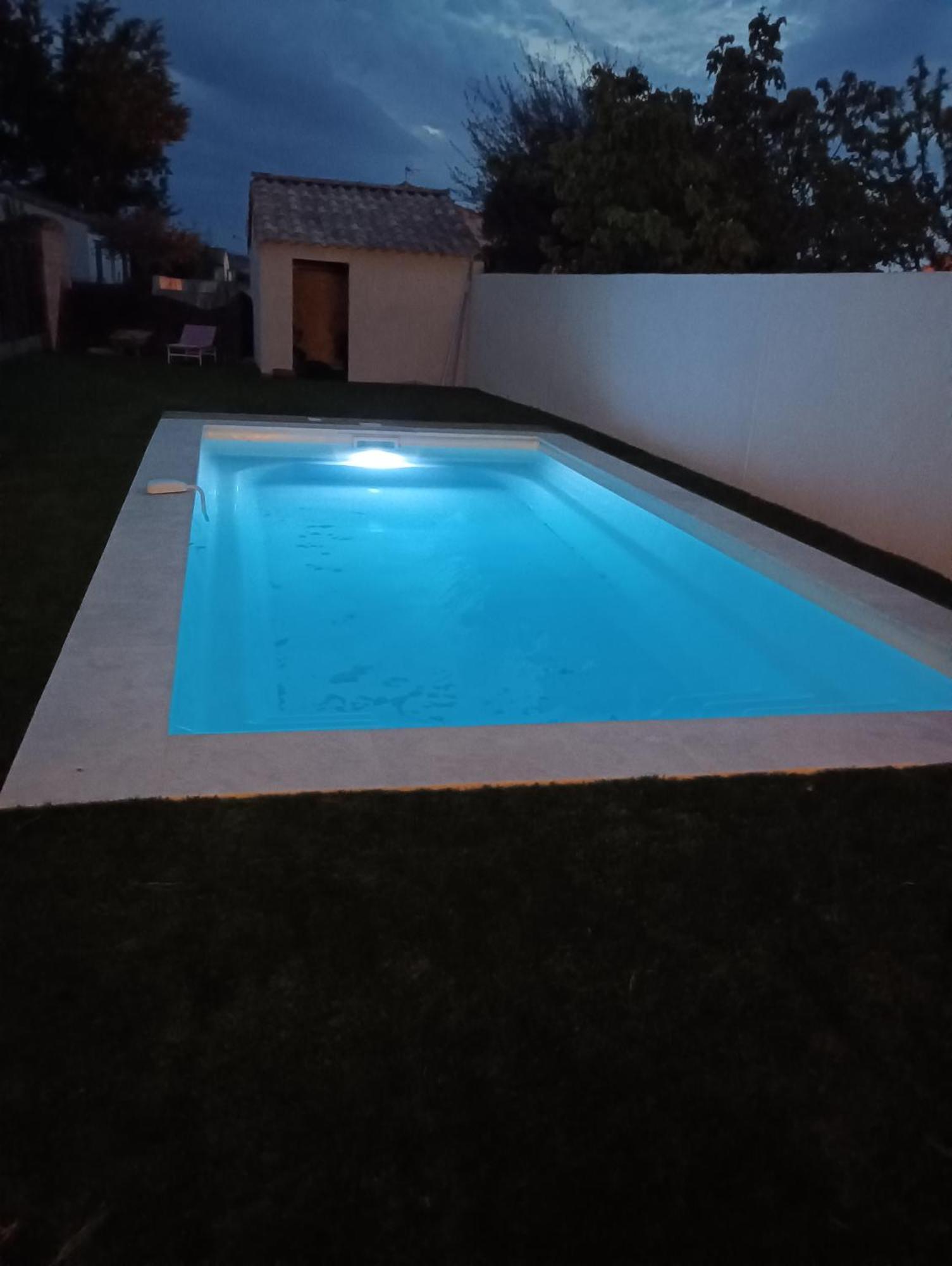 Maison A Bizanet Avec Piscine 外观 照片